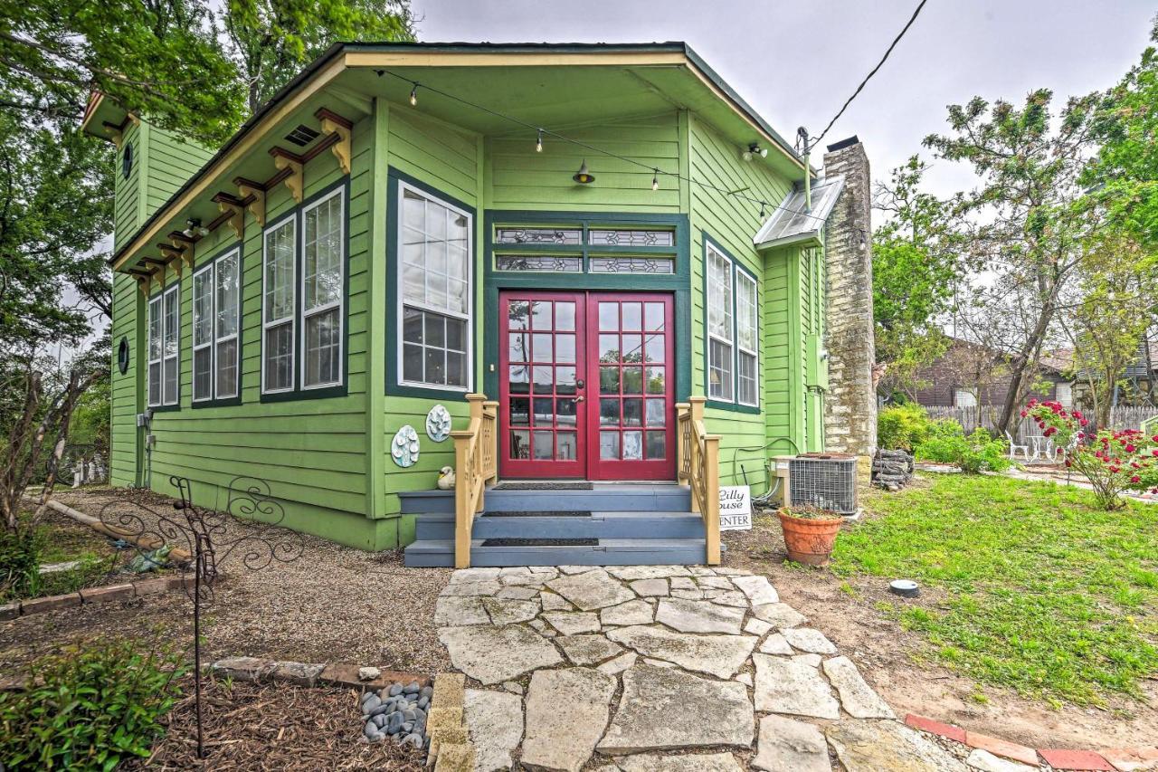 The Lilly House Historic Glen Rose Home With Porch! Bagian luar foto