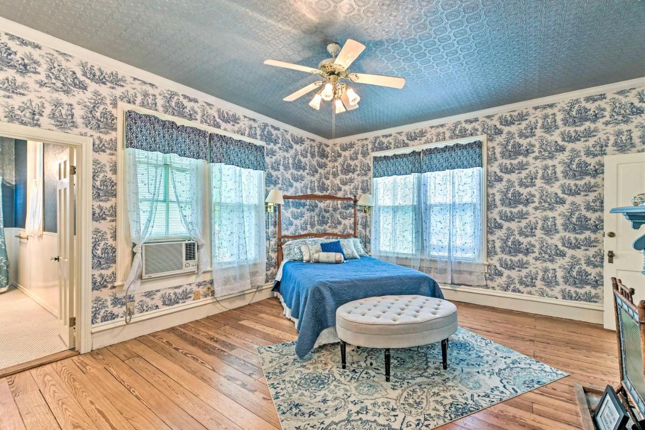 The Lilly House Historic Glen Rose Home With Porch! Bagian luar foto